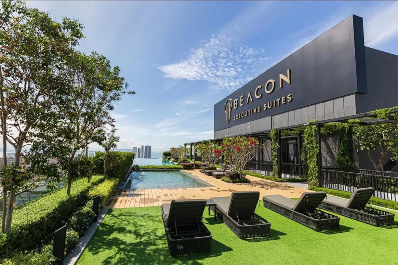Skypool With Seaview 8Pax Beacon Executive Suites - Georgetown City Centre - 3Km To Komtar Exterior photo