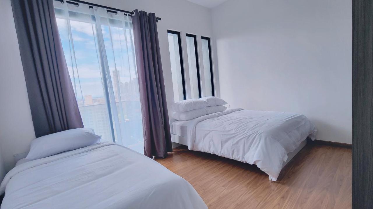 Skypool With Seaview 8Pax Beacon Executive Suites - Georgetown City Centre - 3Km To Komtar Exterior photo